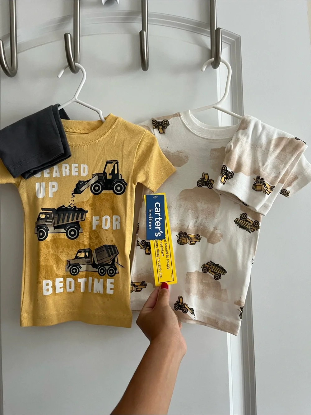 Carter’s Bedtime Tshirt shorts sets 12months